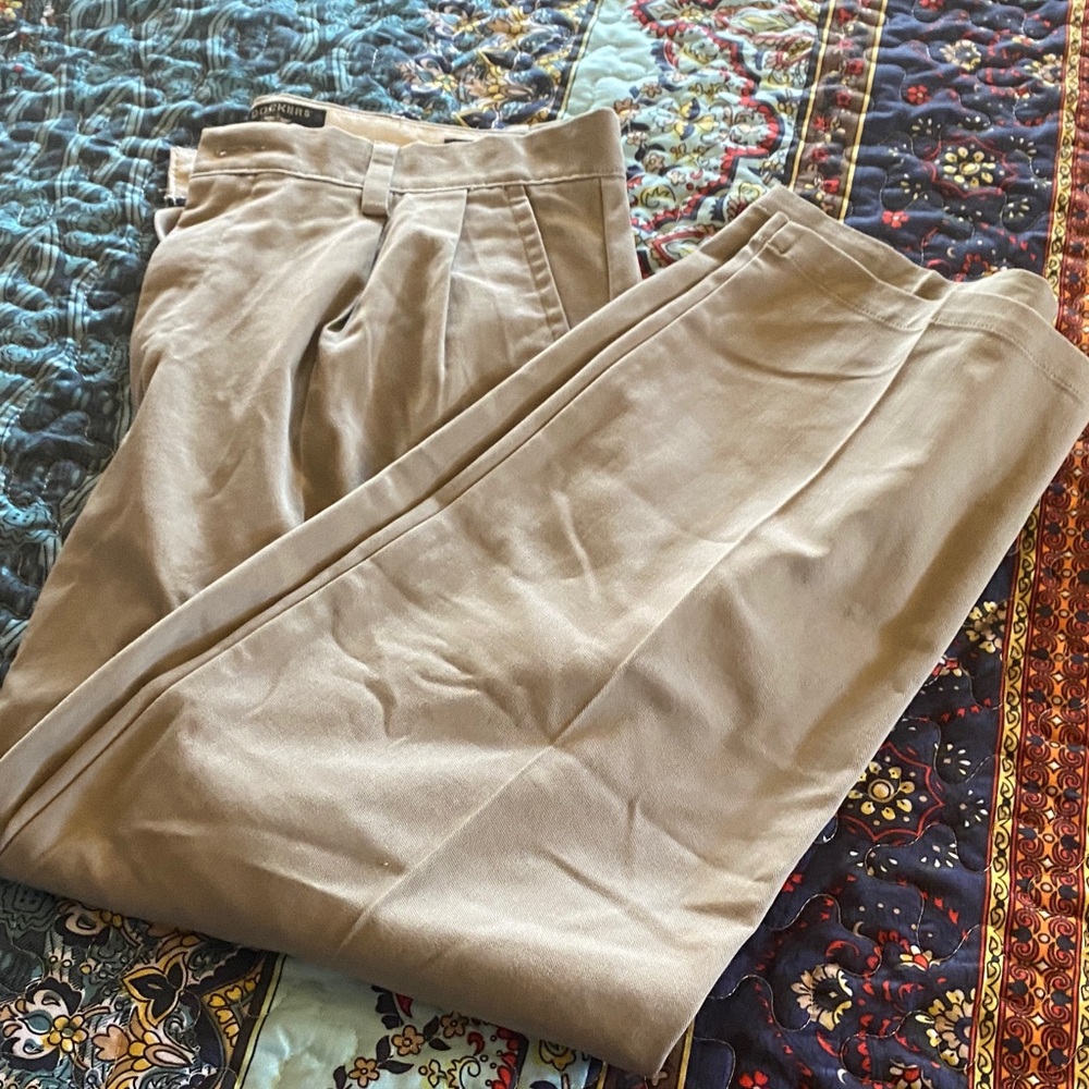 Dockers Men's Tan Chinos